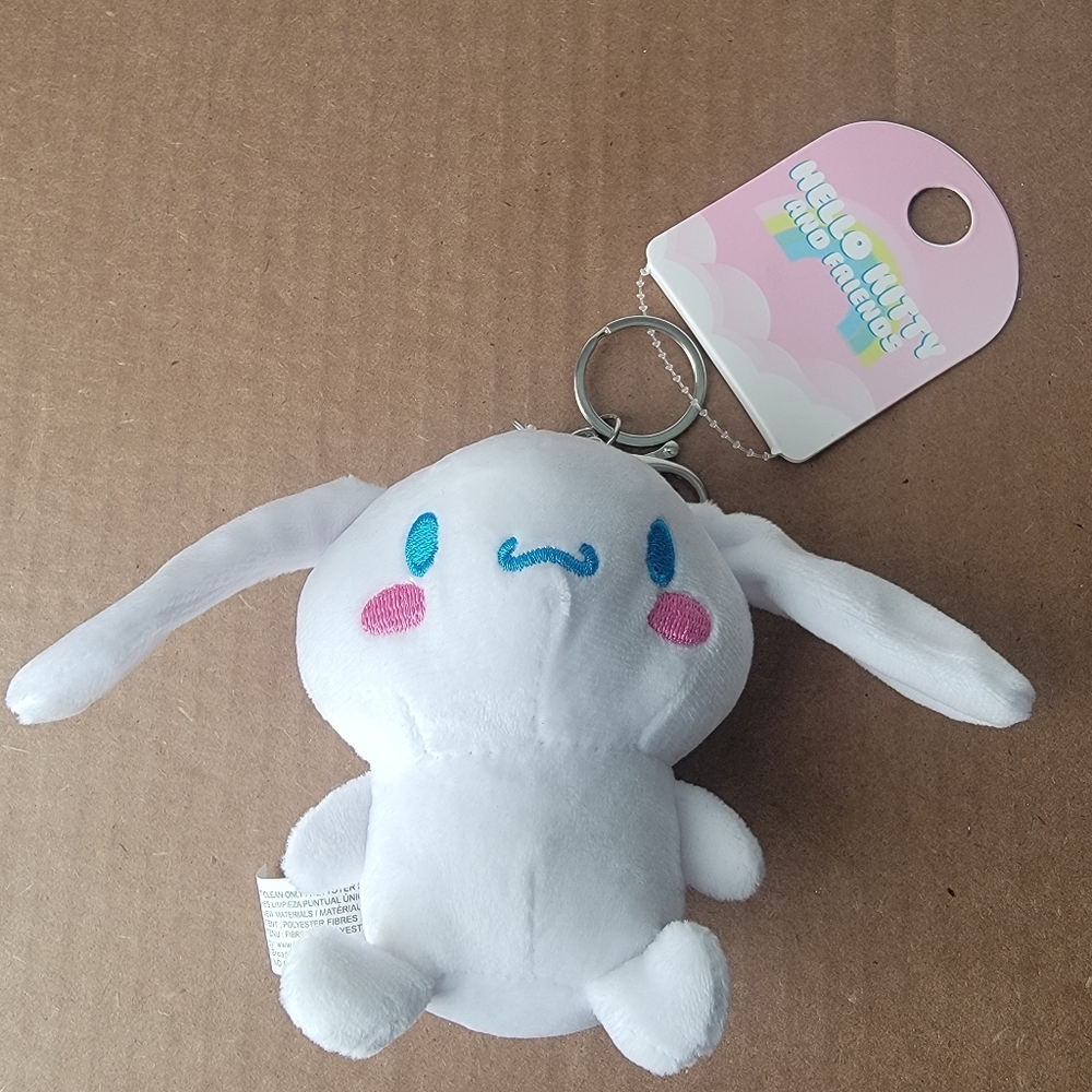 Hello Kitty Cinnamon White Plush Keychain